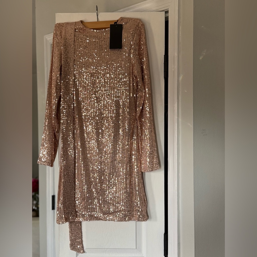 Miss Ord Gold Sequin Long Sleeve Sheath Dress With Tie Belt And Keyhole Back
